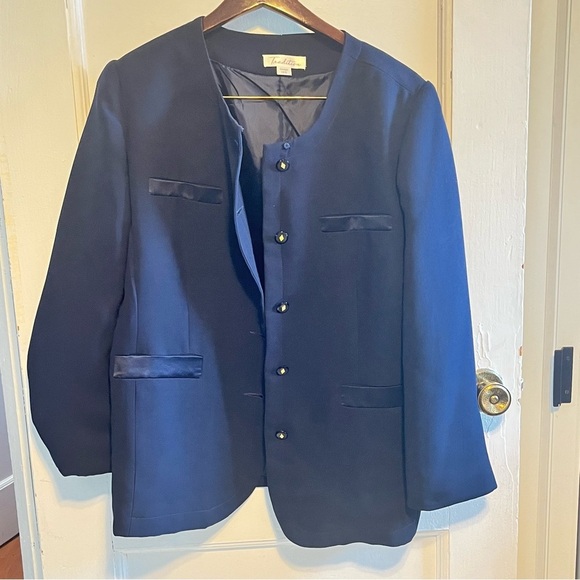 tradition Other - Vintage women’s suit with skirt navy  size 18w